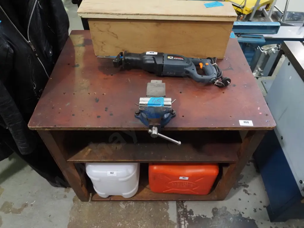 wooden workshop bench with 100mm engineer's vice Bench H-920 W-920 D-700 Image 1++