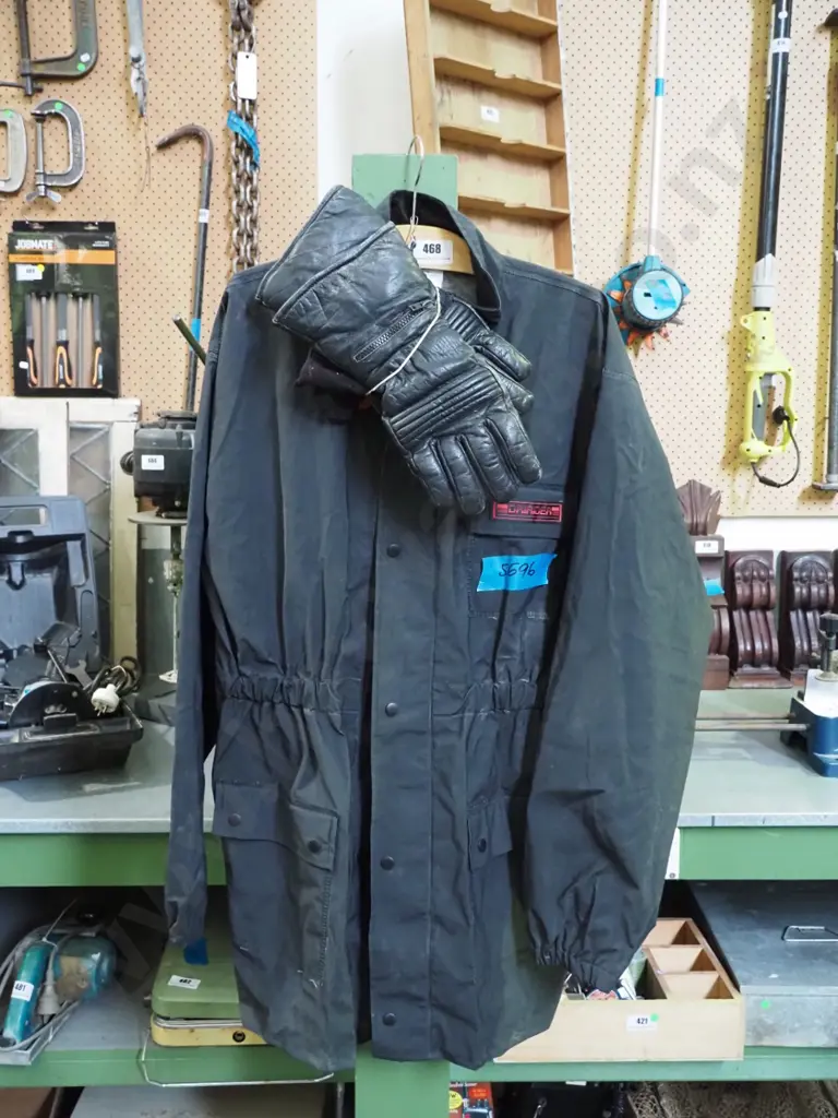 Dry Rider motorcycle jacket and pair of gloves Image 1++