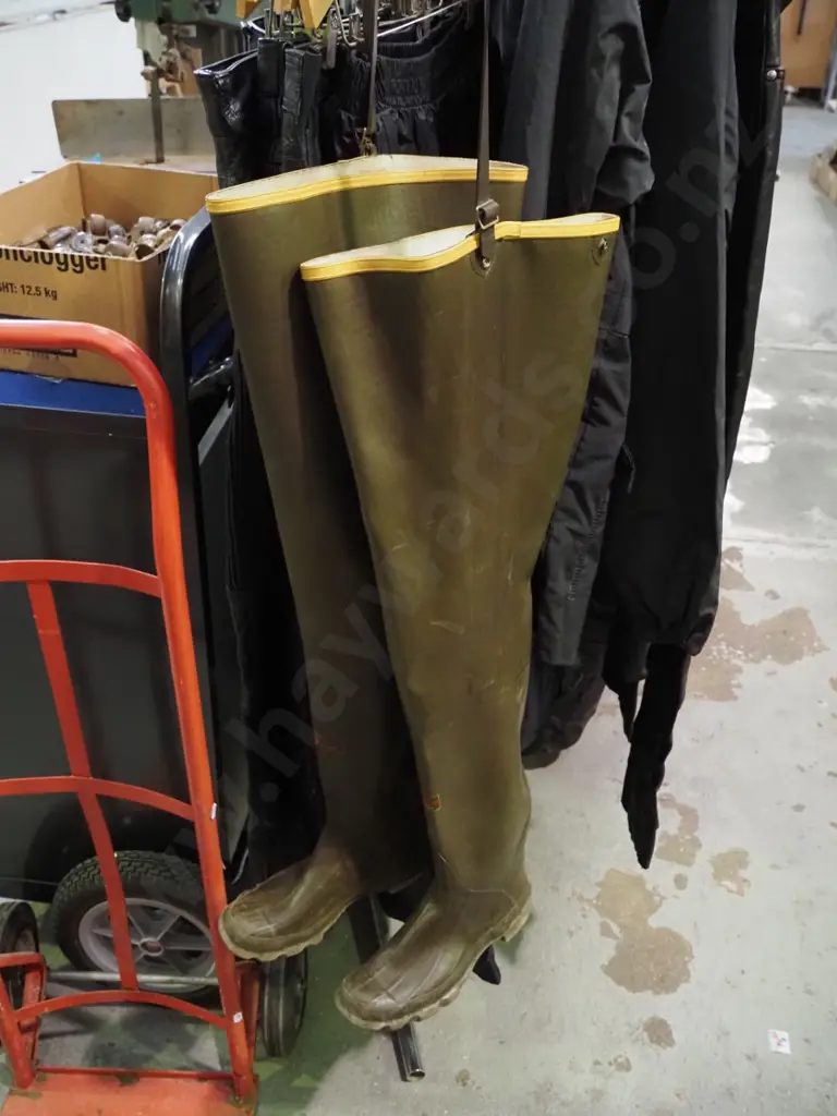 pair of La Crosse waders - unknown size Image 1++