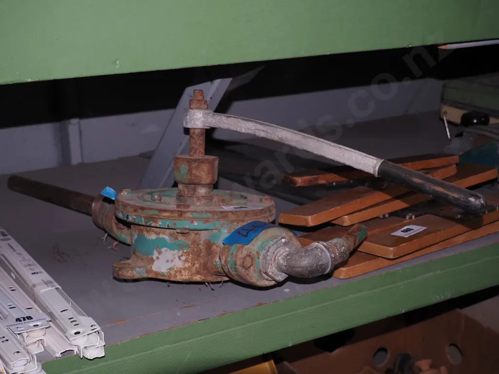 barrel pump Image 1++