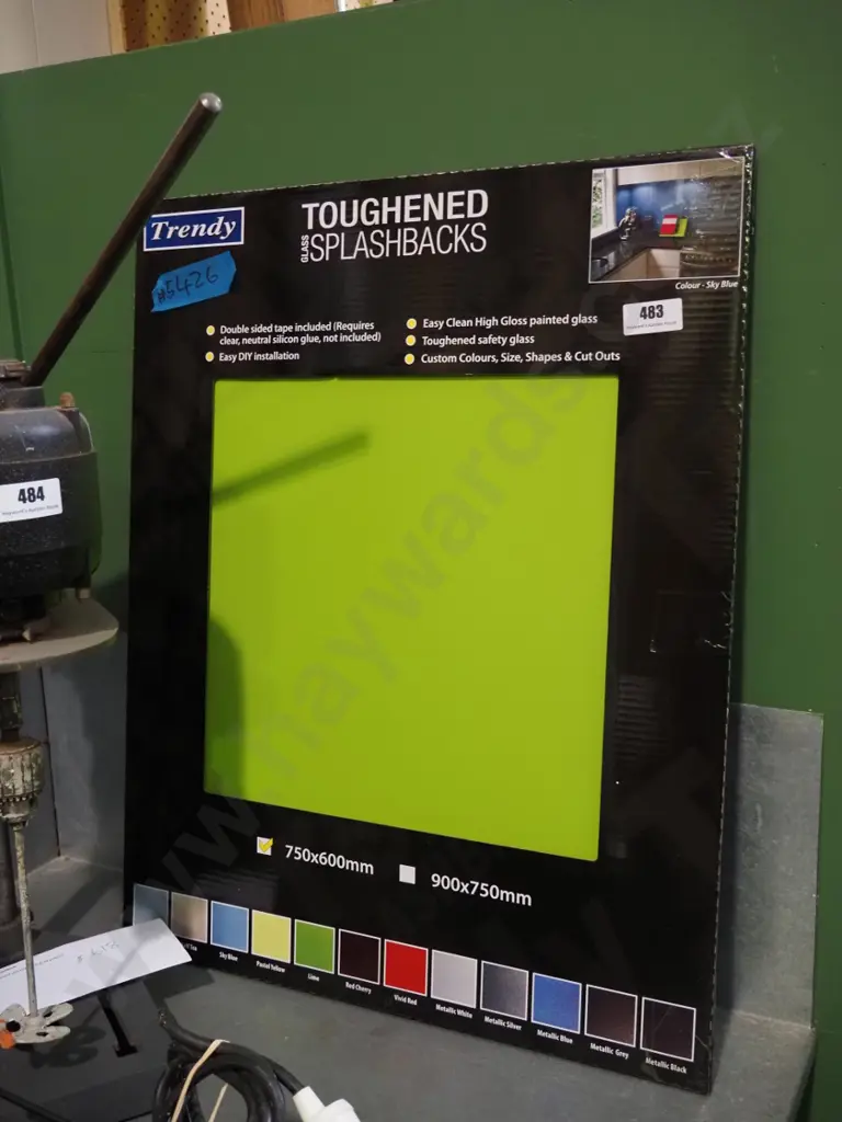 lime green 750x600 toughened glass splash back Image 1++