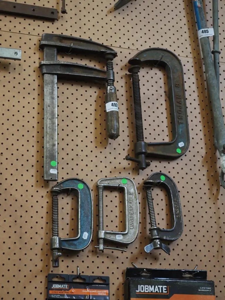 4x G clamps, 1x F clamp - green dots Image 1++