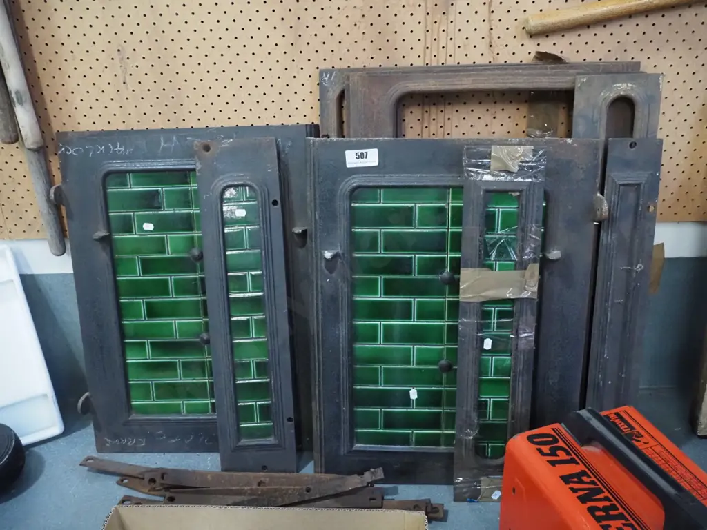 cast iron parts to a Shacklock coal range Image 1++