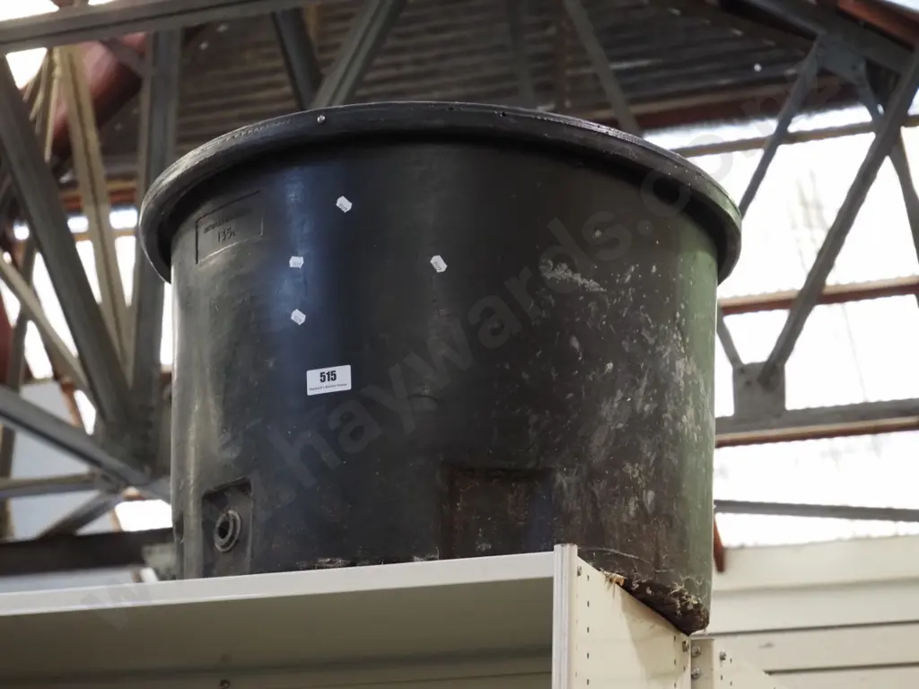 black plastic header tank Image 1++
