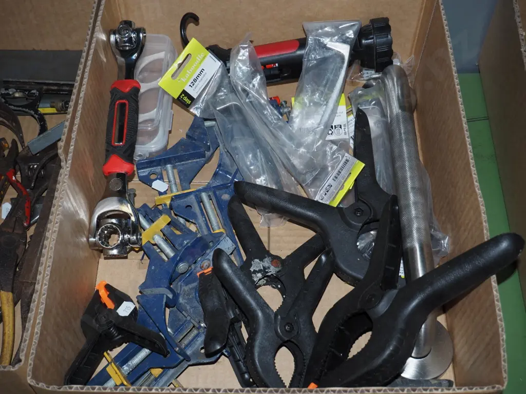 box; clamps, hand rails, cupboard handles etc Image 1++