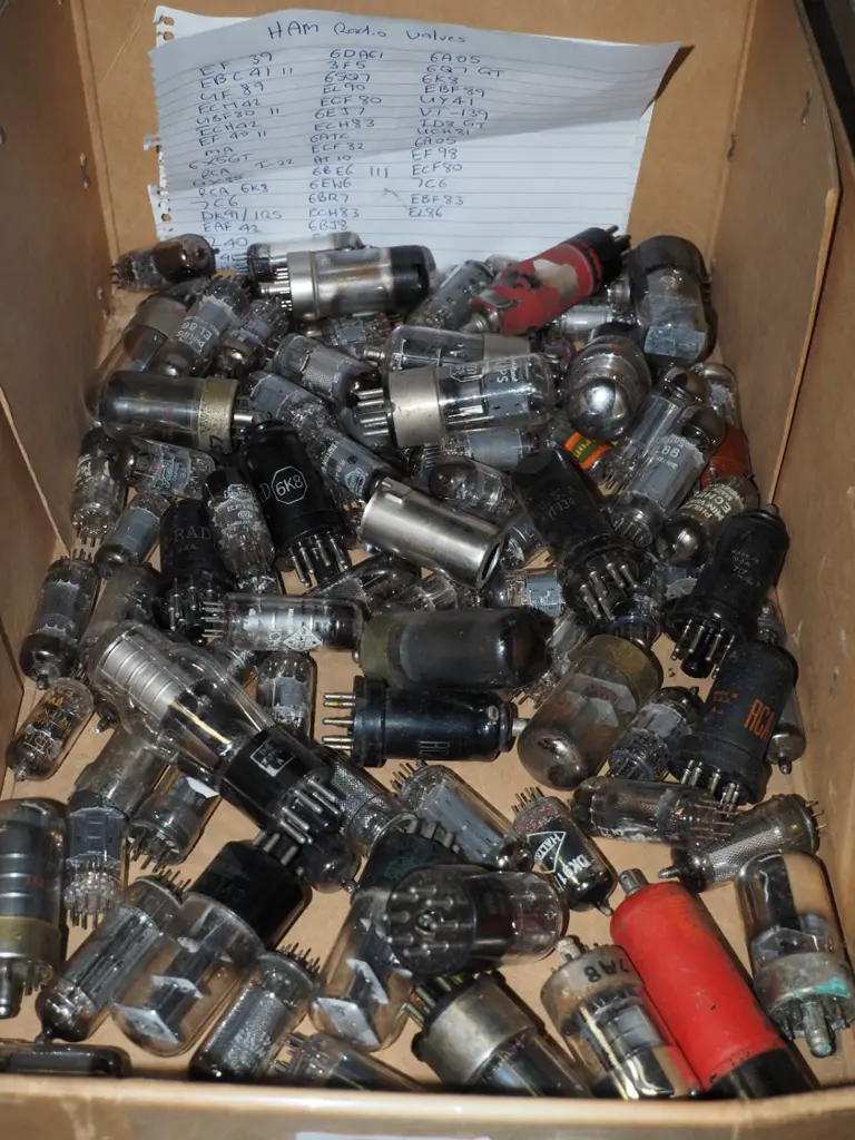 box; various radio valves Image 1++