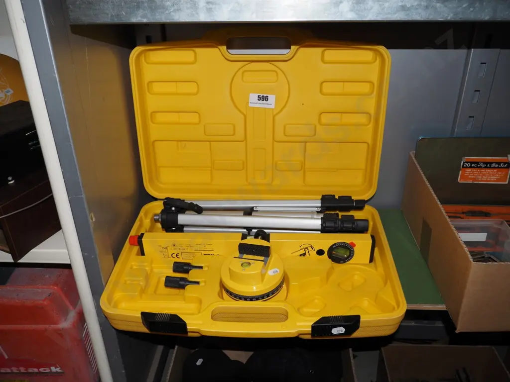 laser level in carry box Image 1++