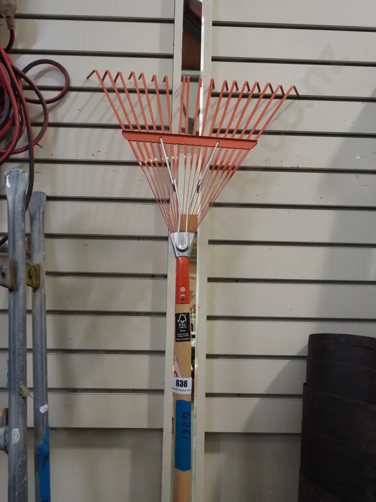 Atlas leaf rake Image 1++