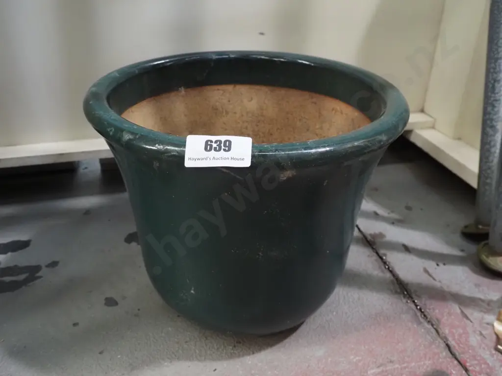 glazed garden planter Image 1++