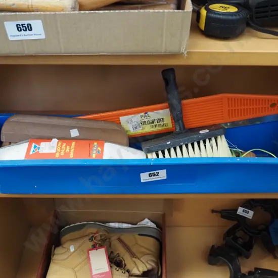wall papering tools