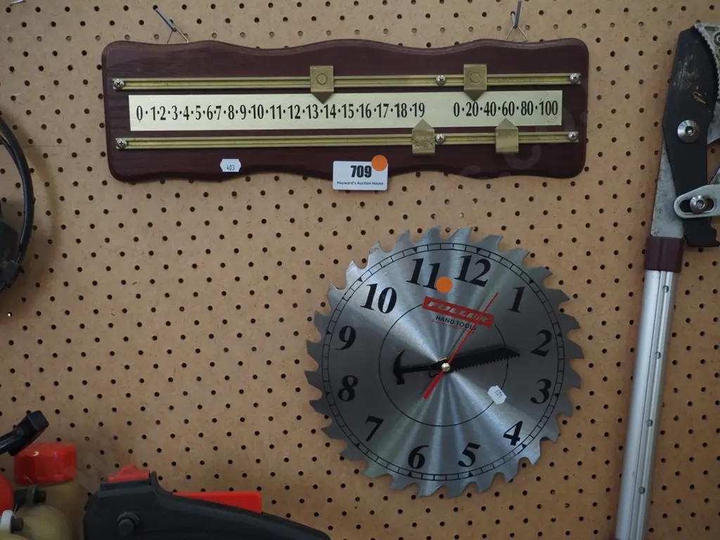billiard scorer, wall clock - orange dots Image 1++