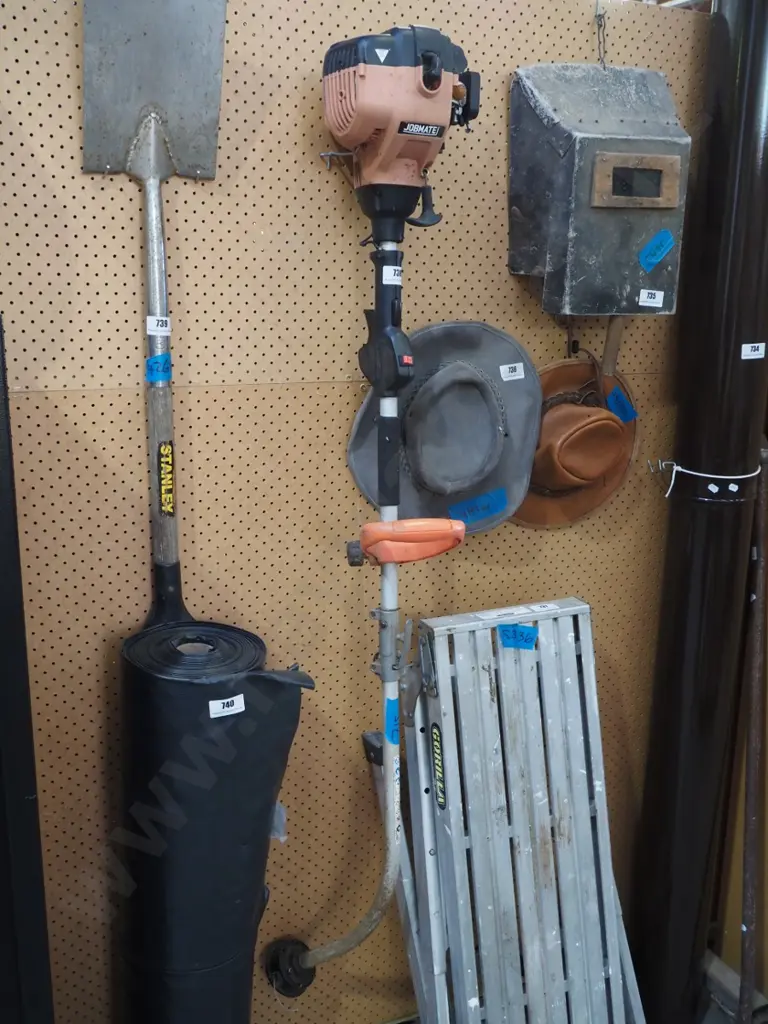 Jobmate 2 stroke line trimmer - As Is No Returns Image 1++