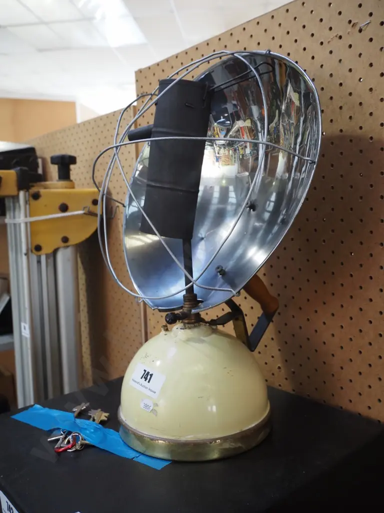 vintage white spirit heater Image 1++