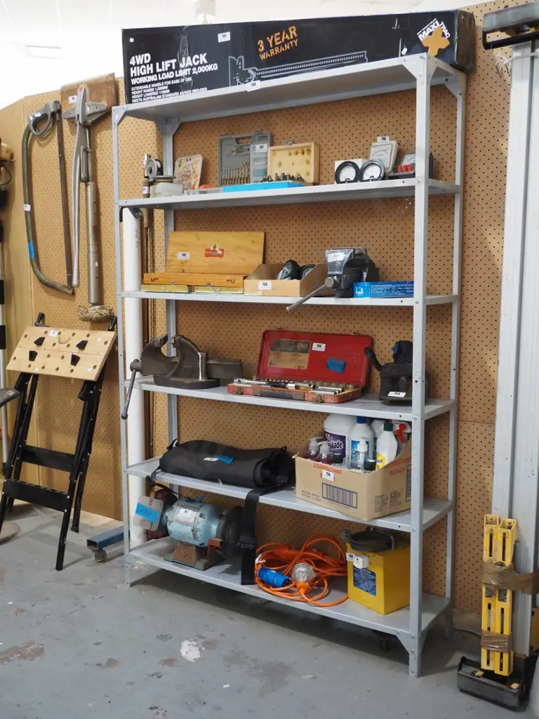 metal workshop shelves H-1740 W-1165 D-285 Image 1++