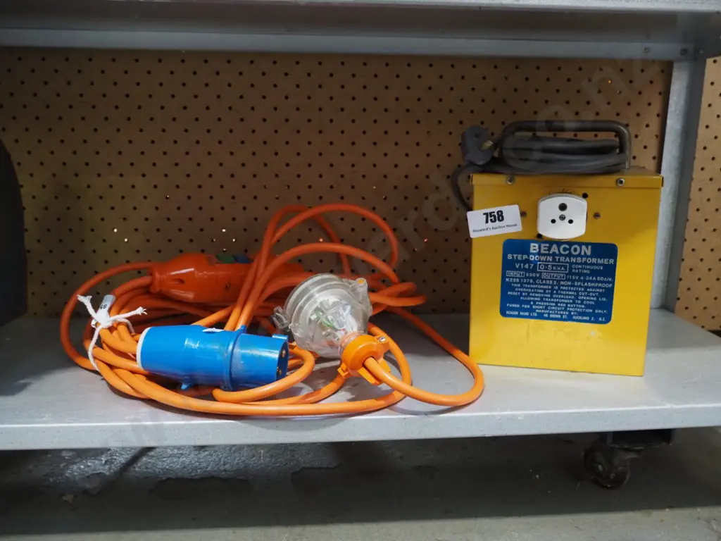 caravan power cord, step down transformer Image 1++