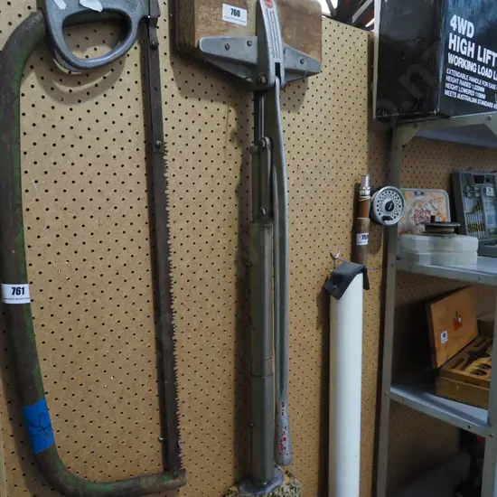 carpet stretcher