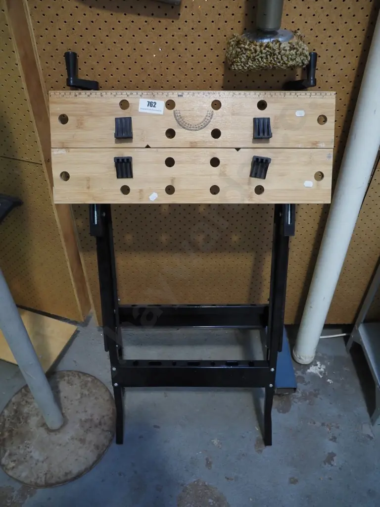 foldaway work table Image 1++