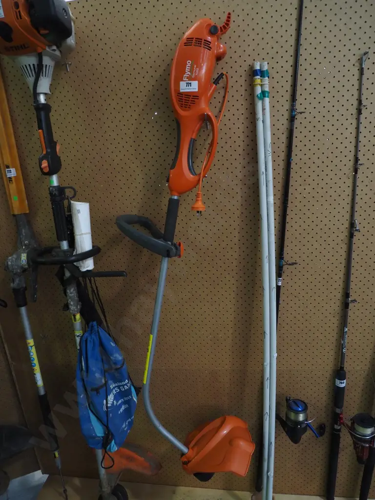 Flymo corded line trimmer Image 1++