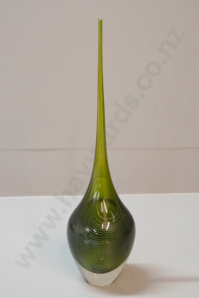 Katie Brown - hot glass - Essence H-400 Image 1++