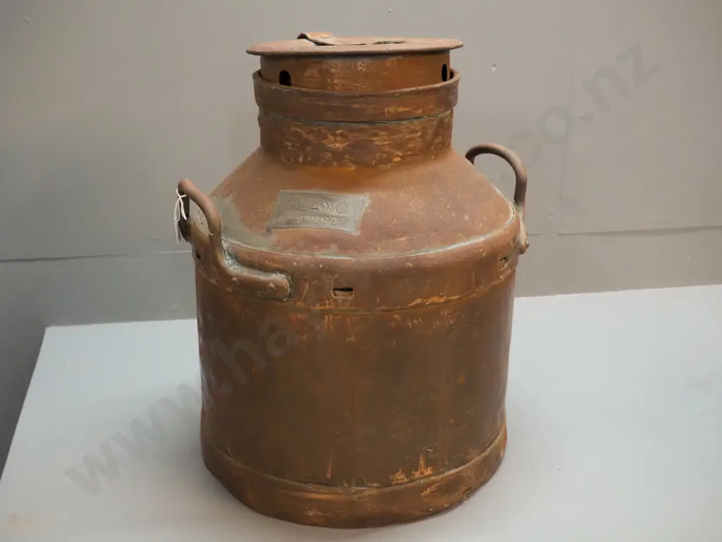 large vintage copper milk can with Glaxo Chivilcoy plaque - surface oxidisation, lid wedged into place. H-480 D-380 Image 1++