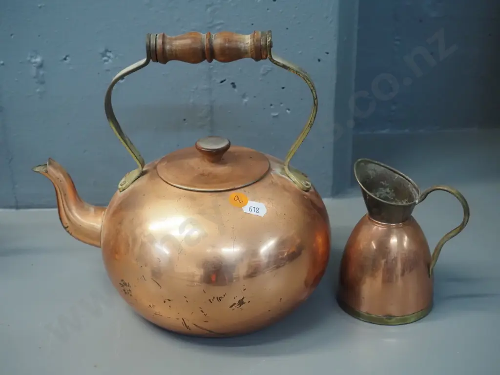 copper and brass kettle and jug, kettle has timber handle H-220 L-230 Image 1++