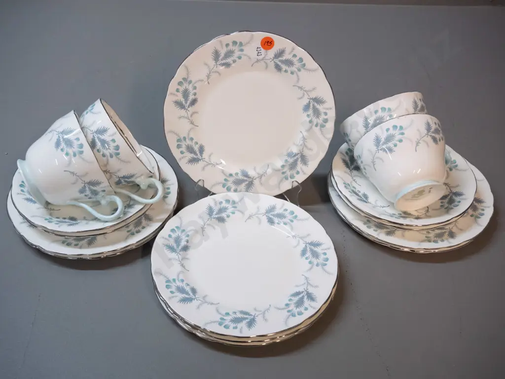 4x Aynsley "Las Palmas" pattern breakfast cup trios and 4 side plates Image 1++