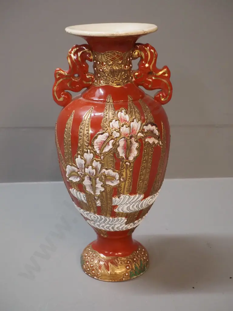 vintage Satsuma style double-handled vase, iris pattern on red H-300 W-150 Image 1++