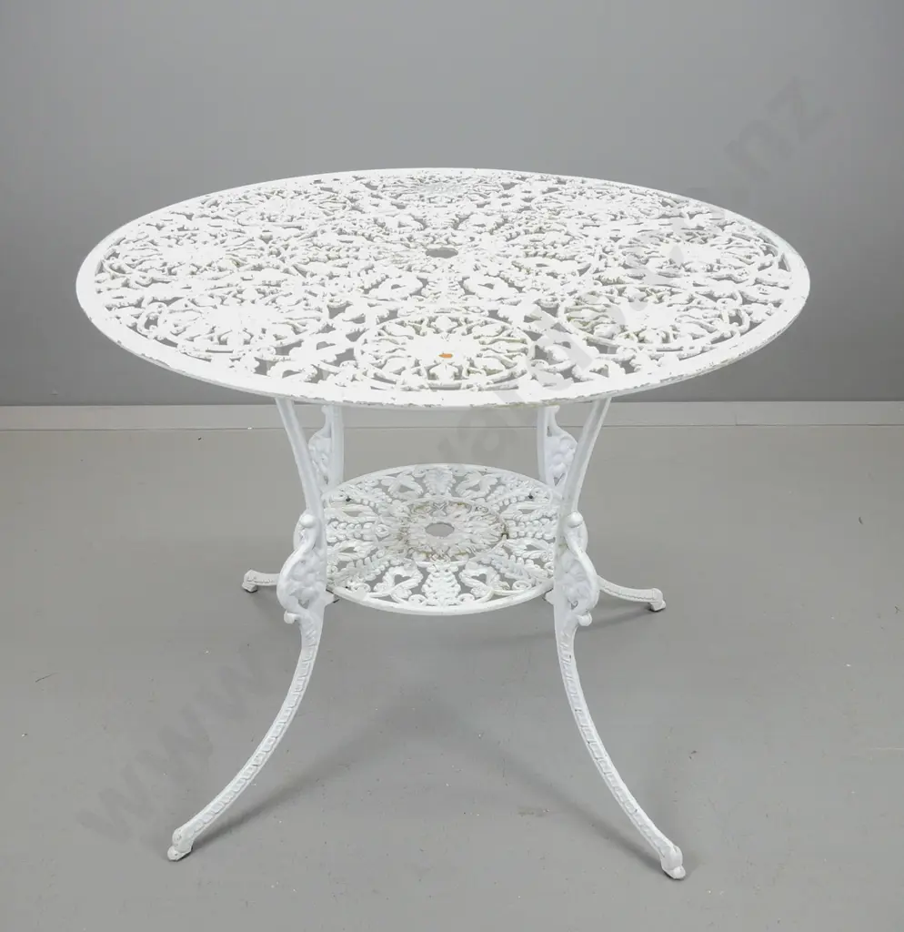 cast alloy patio table H-660 D-850 Image 1++