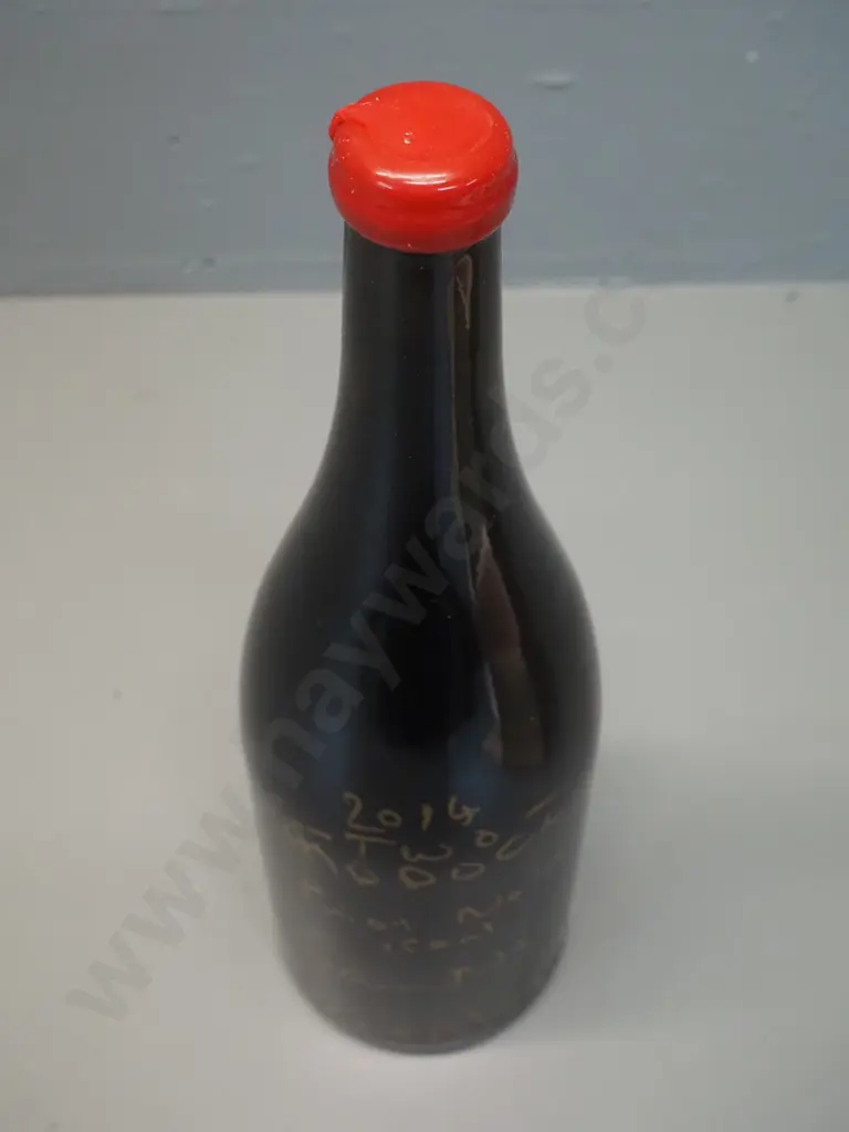 1.5l bottle of Two Paddocks 2014 Pinot Noir in wooden crate with card signed by Sam Neill and sheet of tasting notes Image 1++