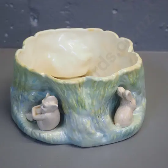 vintage Sylvac gnome and bunnies salad bowl - minor star shaped crack to base D-175