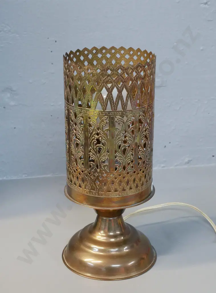 small pierced brass table lamp with copper lustre finish H-280 D-115 Image 1++