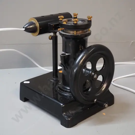 Cambridge Instrument Co. Ltd. England "cloud chamber" laboratory device with light H270 W240 D200
