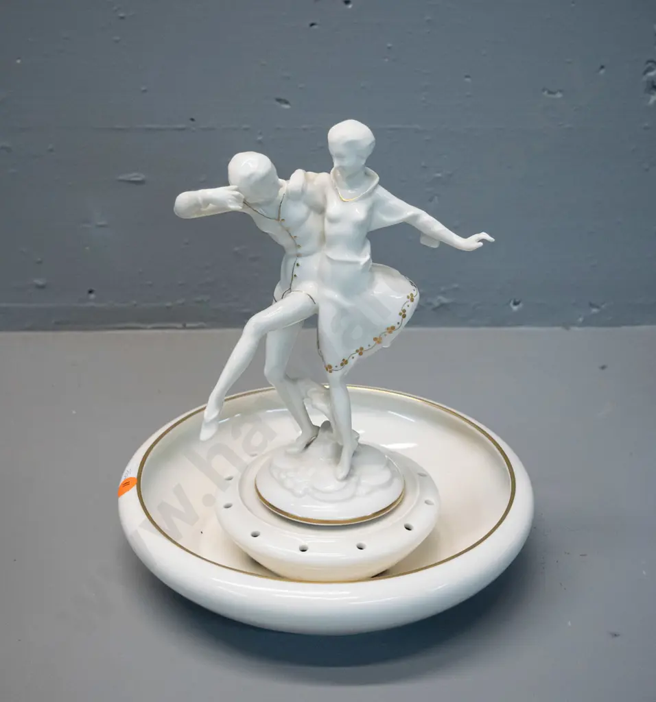 Hutschenreuther float bowl with removable figural centre piece H-270 D-230. NOTE - has large piece of hardened Image 1++