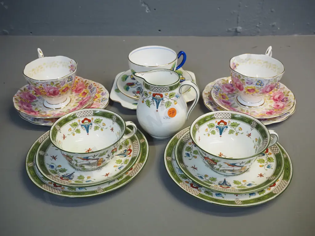 5 trios - Royal Albert, Wedgwood, Grafton - and a Wedgwood jug Image 1++