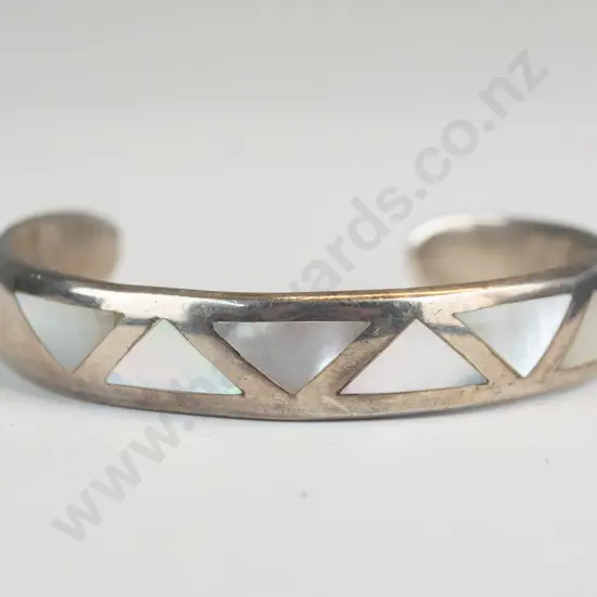 silver/mother of pearl cuff bangle stamped 925