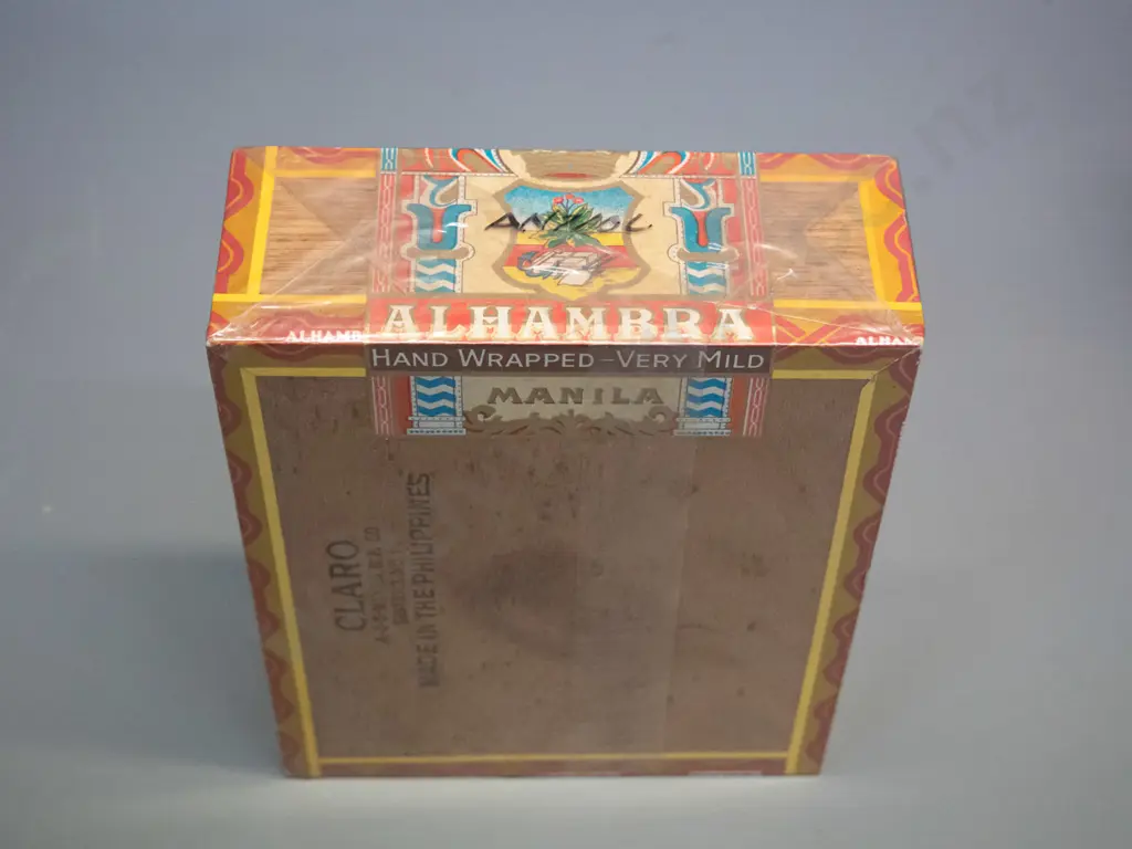 shrink-wrapped sealed box of 50 Phillipine Alhambra panatela cigars - box 160 x 185 Image 1++