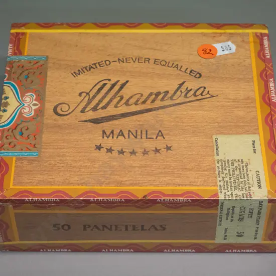shrink-wrapped sealed box of 50 Phillipine Alhambra panatela cigars - box 160 x 185
