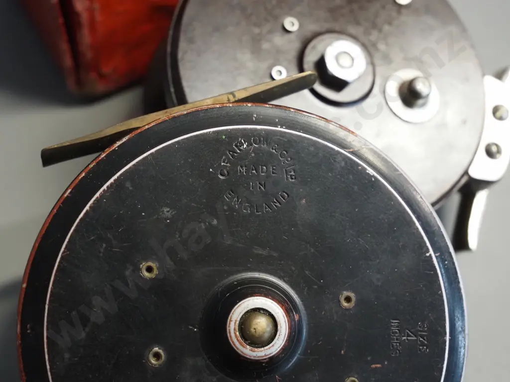 2 English spinngin reels - Bakelite and metal Alcock Aerialite in original box and a C. Farlow 4" fly reel Image 1++
