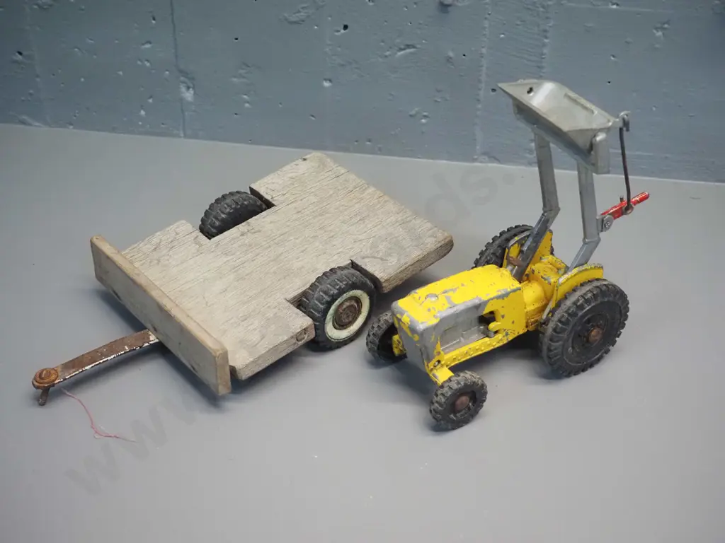 Fun Ho die-cast tractor with front end loader L-230 and a home-made timber trailer with Buddy L wheels L-230 Image 1++