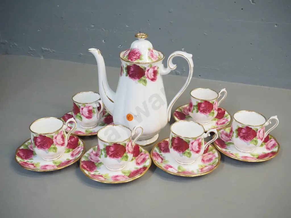 Royal Albert Old English Rose coffee pot and 6 cups & saucers Image 1++