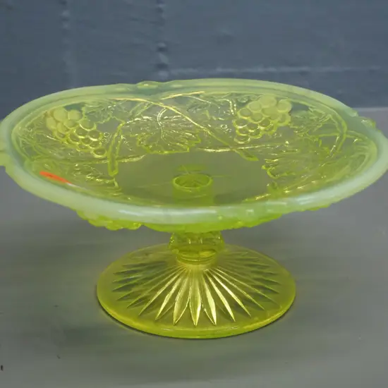 bright green uranium glass grape pattern small comport bowl H-70 D-155