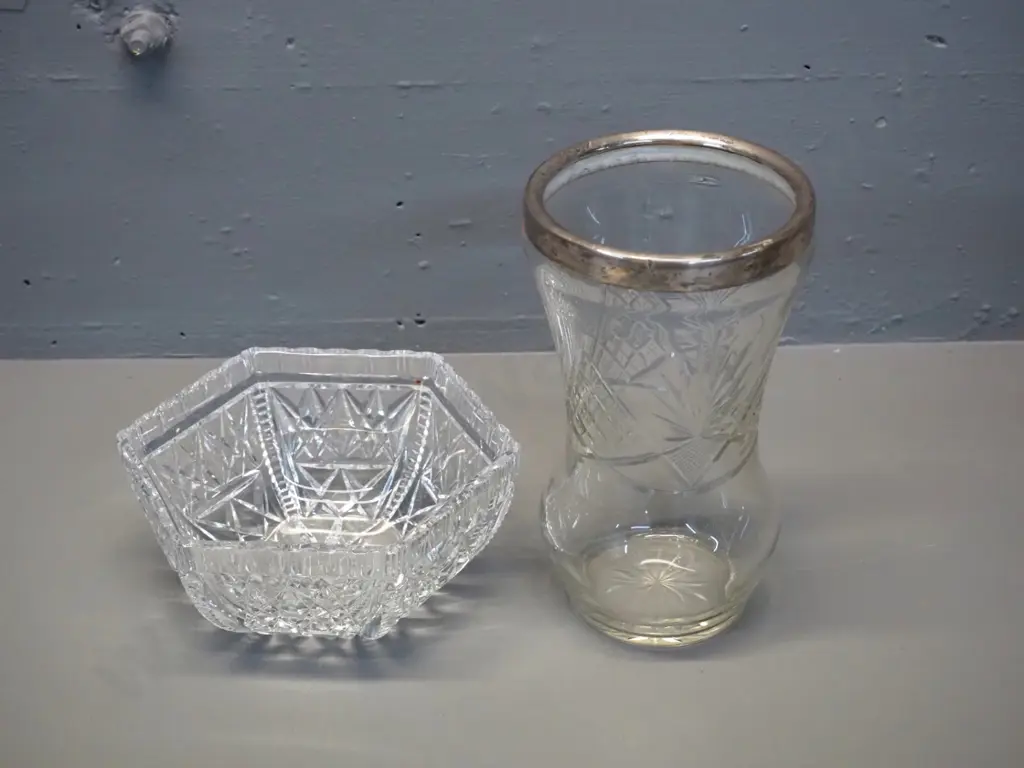 2 cut crystal items - vase with sterling silver rim H-210 D-120 and a hexagonal vase Image 1++