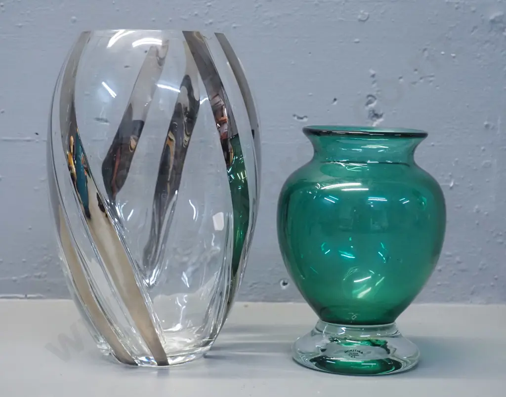 clear-based green Hokitika Glass Studios art glass vase & a Bohemian crystal vase with silver overlay H255 - some Image 1++