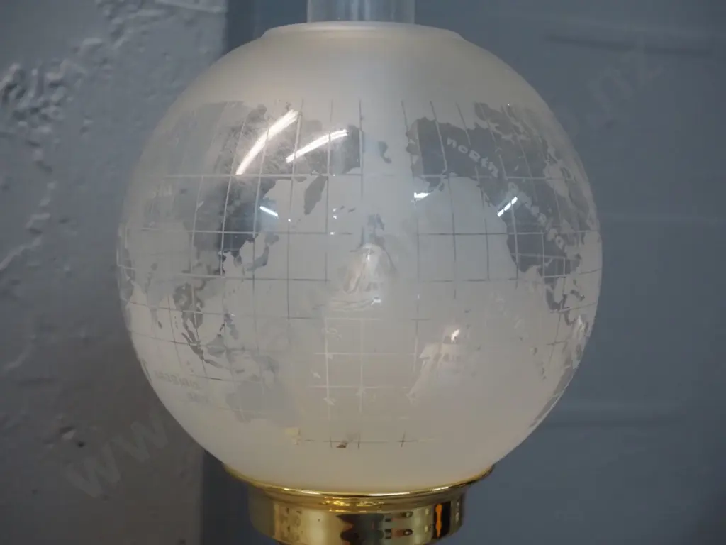 Harnisch Denmark reproduction brass table lamp in style of kerosene lamp, with frosted world map themed shade, clear Image 1++