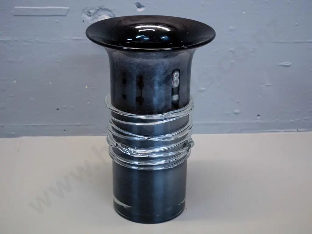 art glass flared rim vase - irridescent navy blue with clear applied spiral H-240 D-150 at rim Image 1++