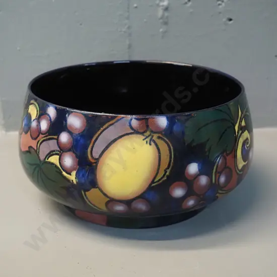Royal Stanley Jacobean ware hand painted fruits pattern fruit bowl H-105 D-200