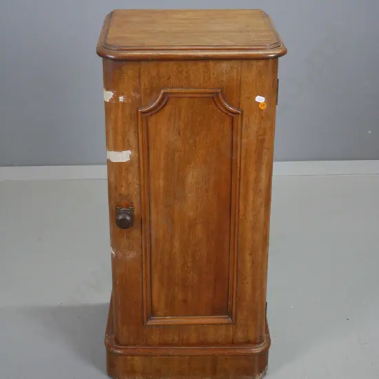 Victorian mahogany bedside cupboard w/ 2 shelves, wooden knob handle - borer in bottom plate, some tape residue,