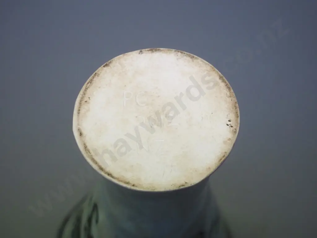 studio pottery flower / leaf shape vase - impressed mark 'PC 2012 NZ' H-295 D-170 at rim Image 1++