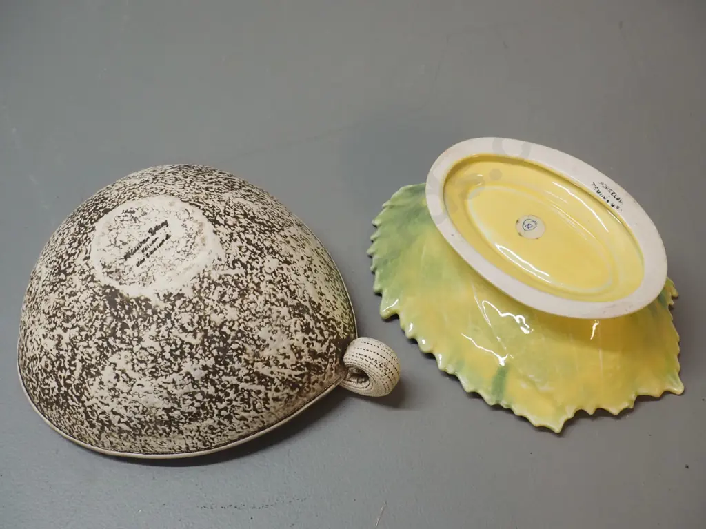 Mcglashan NZ studio pottery handled dish H85 L200 and a Temuka pottery footed leaf dish Image 1++