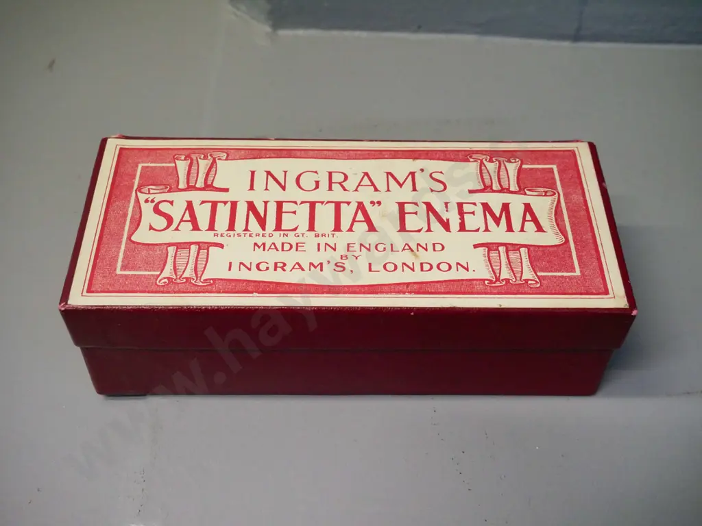 vintage medical item - Ingrams Satinetta enema set in original box H-50 W-180 D-80 Image 1++